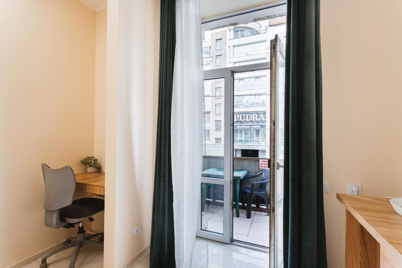 Mini Hotel Non-Stop Kiev Eksteriør bilde